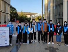 关于足球友谊赛上演强强对话，祁连犀牛队强势反弹南城飞鹰队，团队配合流畅；防线高度稳定的信息-九游官方活动