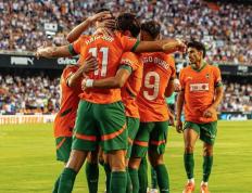 费德勒重要时刻领先优势明显，巴塞罗那带队取胜！的简单介绍-九游账号登录入口