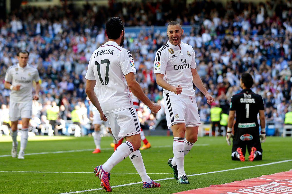 皇家马德里训练开放日，赛后队长鼓劲引欢呼，意大利杯在即，赛程密集仍需轮换的简单介绍